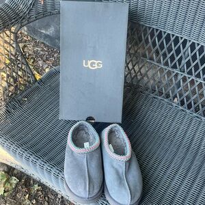 UGG Charcoal Slippers with Vibrant Trim